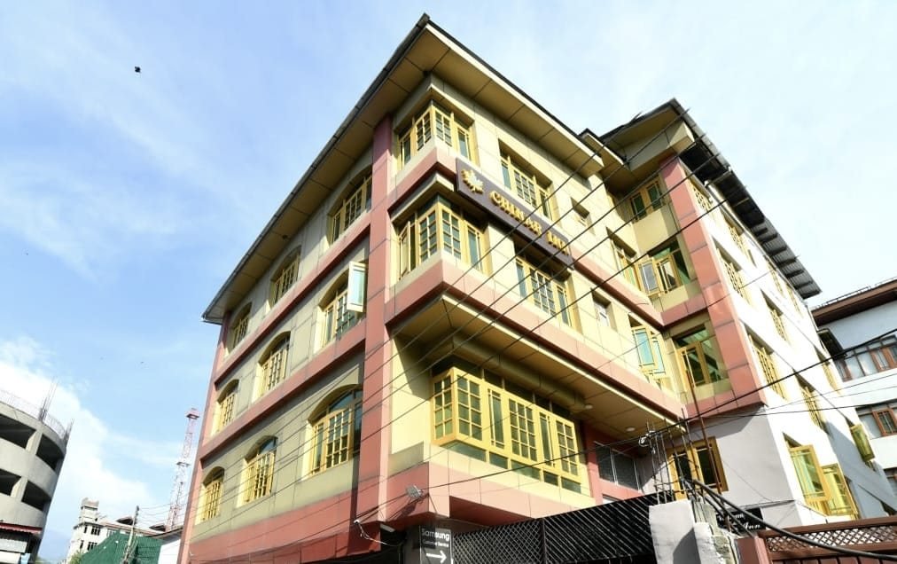 Hotel Chinar Inn building in Srinagar